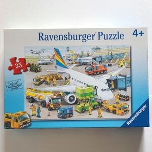 Ravensburger Busy Airport Jigsaw 35 Piece Puzzle for Preschoolers Ages 4+